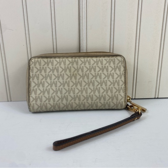 Michael Kors Women’s Beige Signature MK Monogram Logo Zip Up Wristlet Wallet - Picture 4 of 12